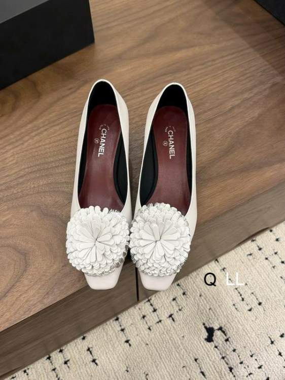Picture of Chanel Shoes _SKUChanelsz35-406CMLL04262828